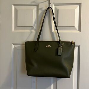 NWT Coach Bag - Military Green